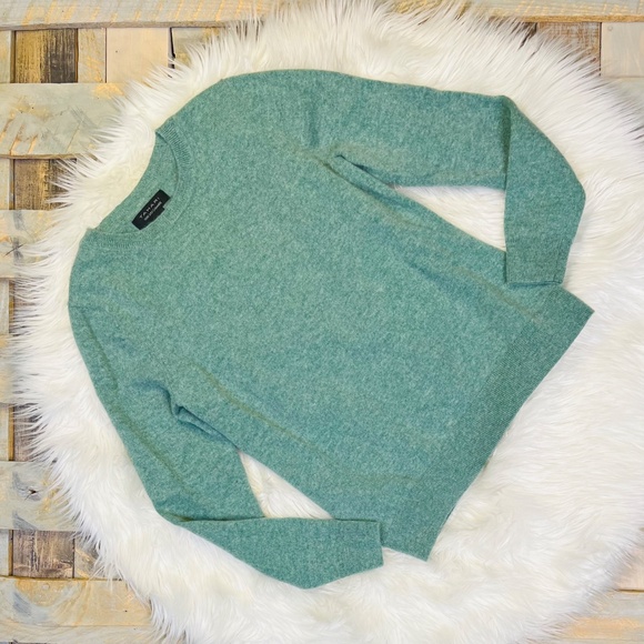 Like New! [Tahari] Luxe Super Soft Green 100% 2-Ply Lush Cashmere Sweater | XL - Picture 7 of 14